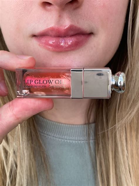 lip dior review|is dior lip oil good.